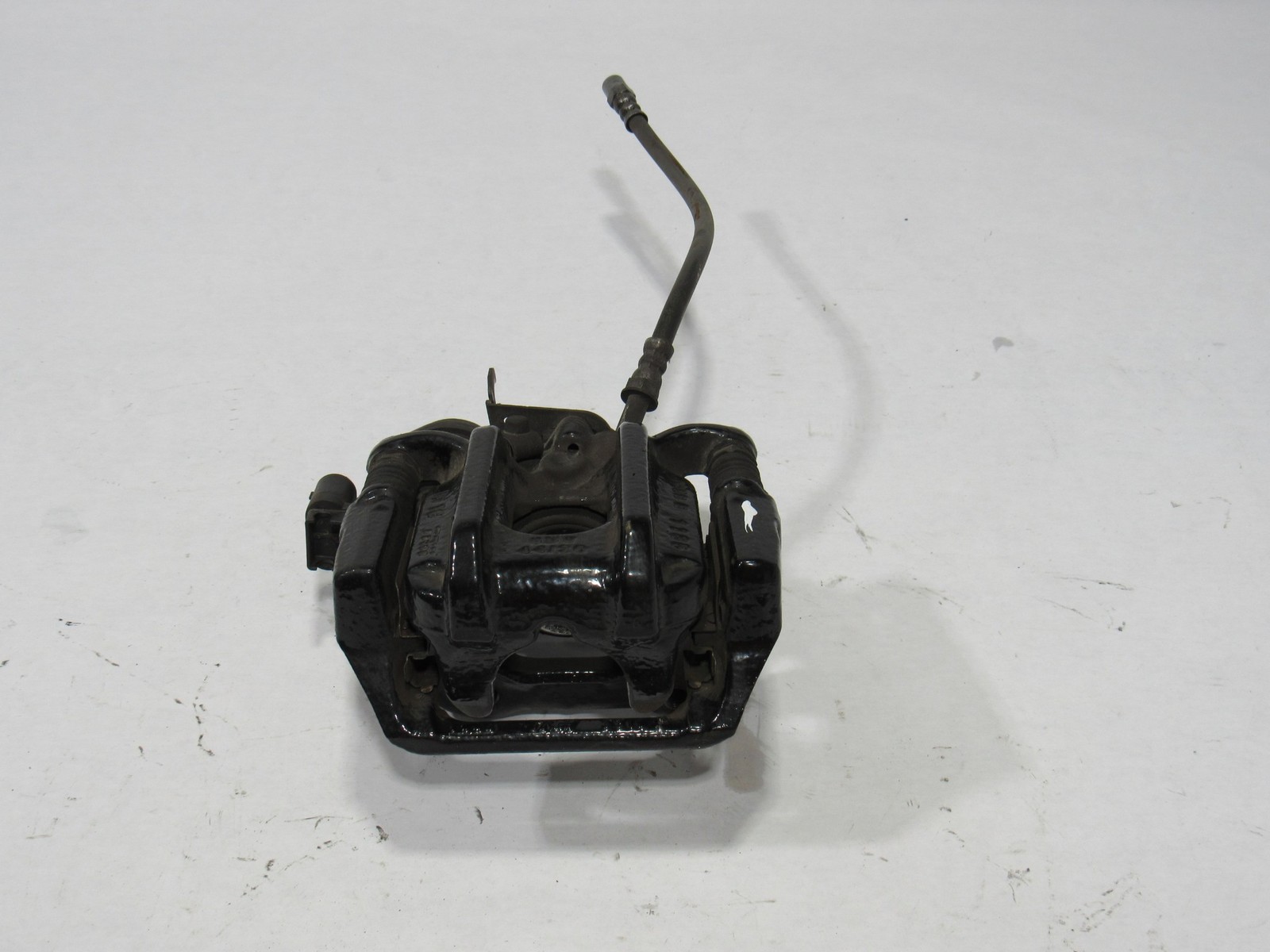 14-20 BMW I8 2015 Rear Right Passenger Brake Caliper ;:M