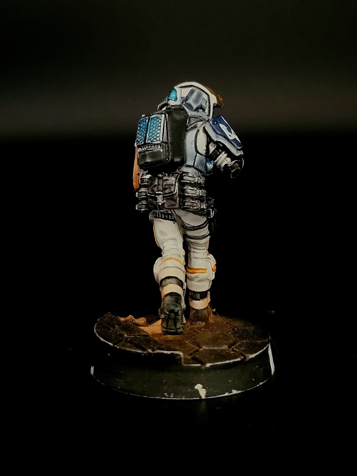 Picture 4 of 5
