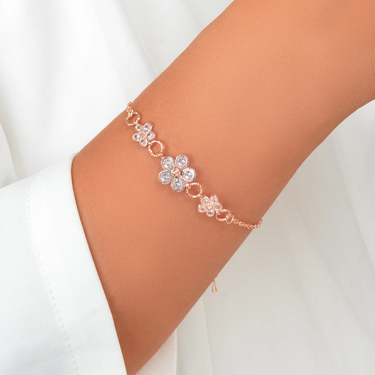 Rose gold hotsell flower bracelet