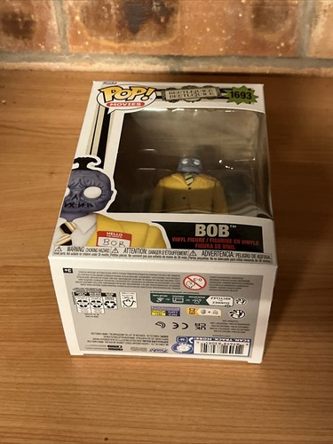 Beetlejuice 2 Bob Yellow Suit Funko Pop! Vinyl Figure #1693 In Stock Now - Picture 4 of 7