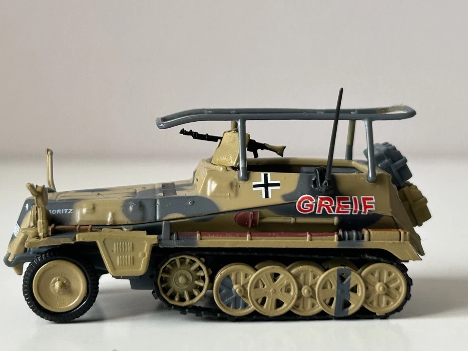Sd.Kfz.250 1942 Wehrmacht Nazi Germany Military Car Tank Model Diecast 1:72 - Image 3 of 4