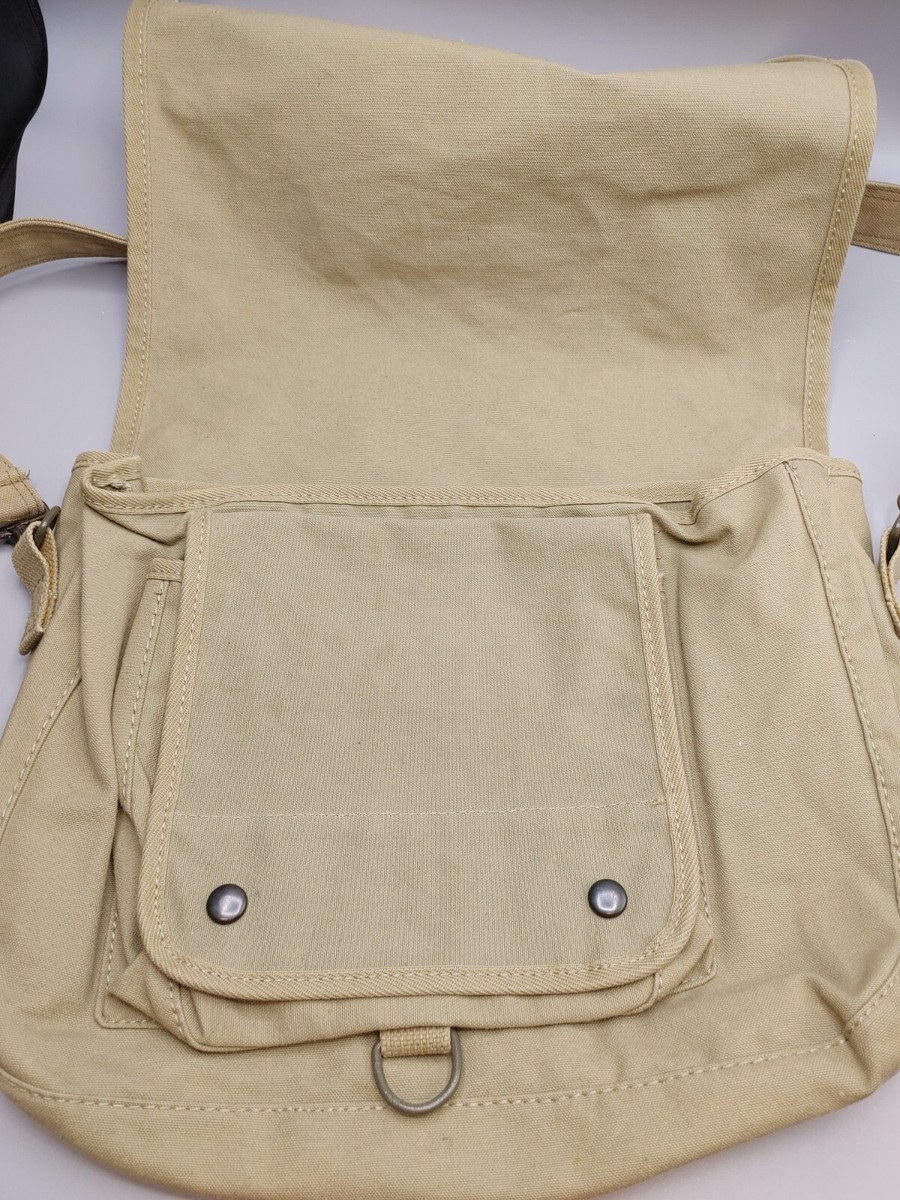 ⭐︎新品・未使用品⭐︎BANANA REPUBLIC MEN’Sメッセンジャーバッグ Banana Republic Messenger Bag Black Adjustable Strap Adult