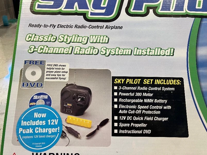 Avião Flyzone Sky Pilot RC Trainer - Versão RTF - Imagem 3 de 4