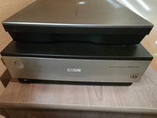 Epson Perfection V850 Pro Flatbed Scanner - B11B224201