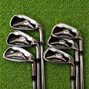Lot de fer préféré Taylormade 2009 Tour 3-9 têtes seulement hommes RH