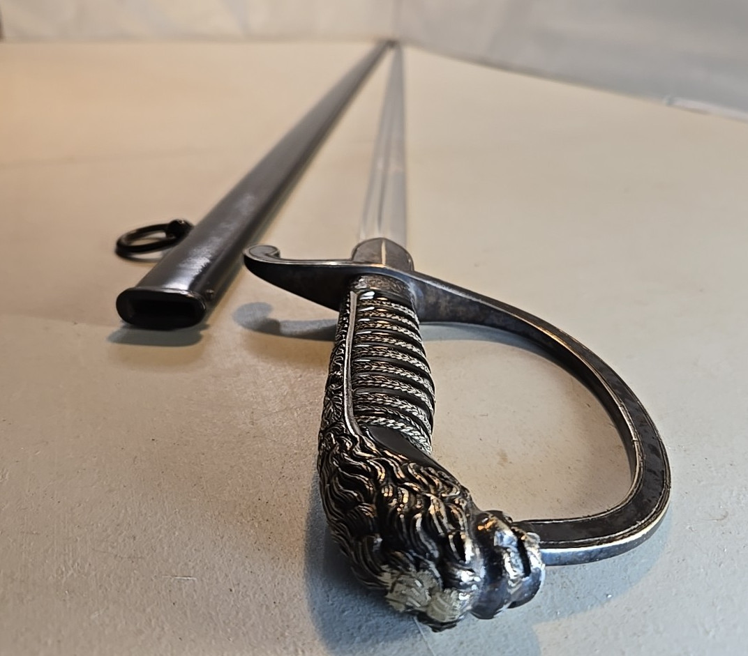 WWI German Bavarian Officers Sword w/Scabbard - Eickhorn - Silver Lion Headed