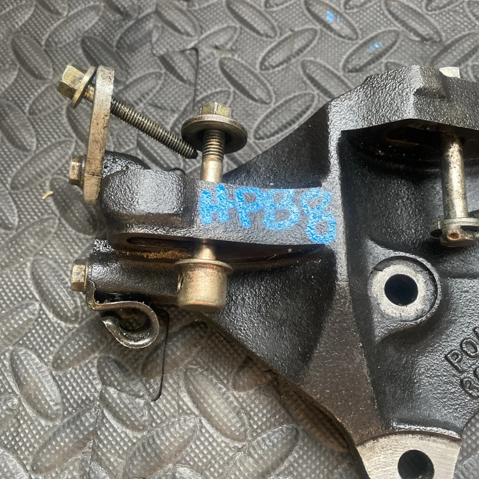 Honda Accord 1994-1997 OEM 2,3 L 4 cilindros Soporte de bomba de dirección asistida Foto 2 de 4