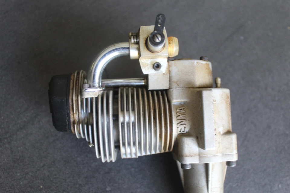 (136) ENYA Model engine 120-4C Aircraft - Photo 3/4