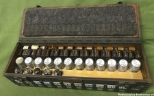 Box Ricambi BC-611  BX-49  Contiene 12 quarzi rx e  tx con relative bobine e 