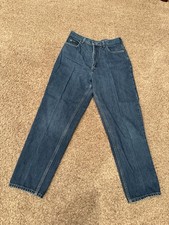 Women  s Dark Wash Straight Leg Lands End Jeans. Size 10 Regular.