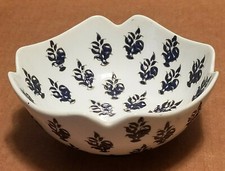 Vintage DECORATIVE HAND-PAINTED CHINA BOWLS Set of 2 - CR5900 - 2 1/2" x 6" Dia
