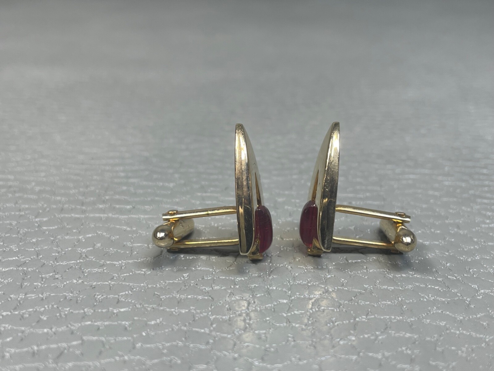 Vintage Triangular Geometric Red Stone Yellow Gol… - image 2