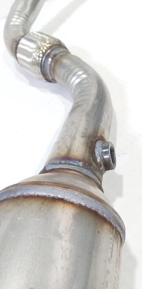 Convertidor catalítico izquierdo Chrysler 300M 1999 2000 2001 2002 2003 2004 3,5 L V6 Foto 3 de 4