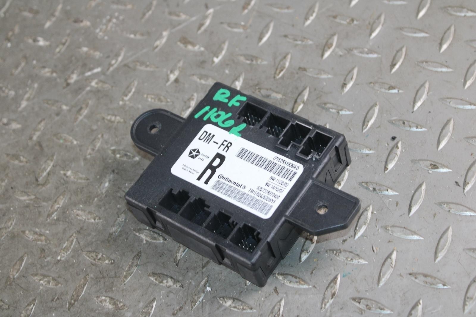 Maserati Ghibli 2014-2017 Right Body control module P/N 52851639AD