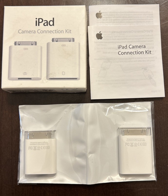 Authentic Apple Ipad Camera Connection Kit MC531ZM/A Models A1362 & A1358 NEW
