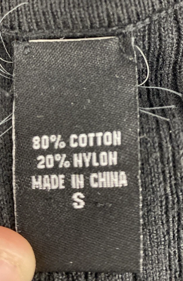 Sexy Suéter Henley Negro Elástico Tejido Acanalado De Colección Moda Internacional Pequeño Foto 3 de 4