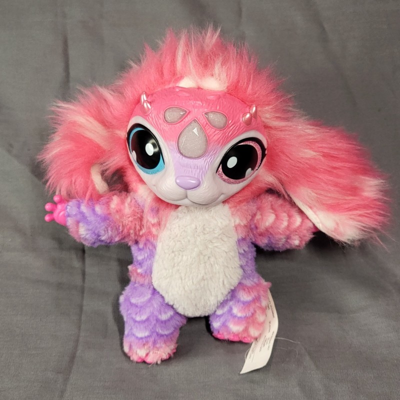 Magic Mixies Interactive Pink Mixie Plush Lights & Sounds 7" Doll