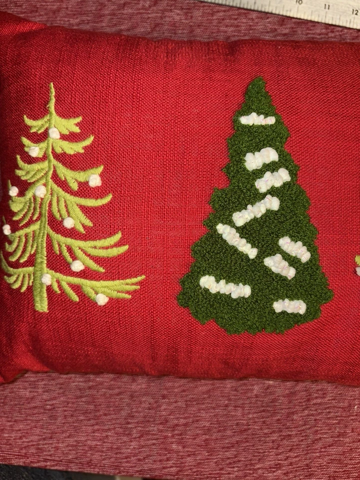 Threshold TM Bordado Árbol Lumbar Navidad Almohada Roja Decoración del Hogar Foto 4 de 4