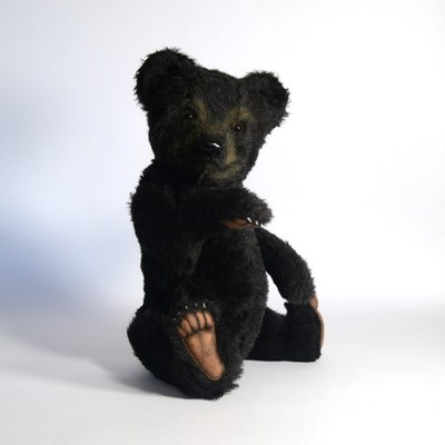 R JOHN WRIGHT DUNCAN 20'' 2005 ALPACA LIMITED EDITION OF 300