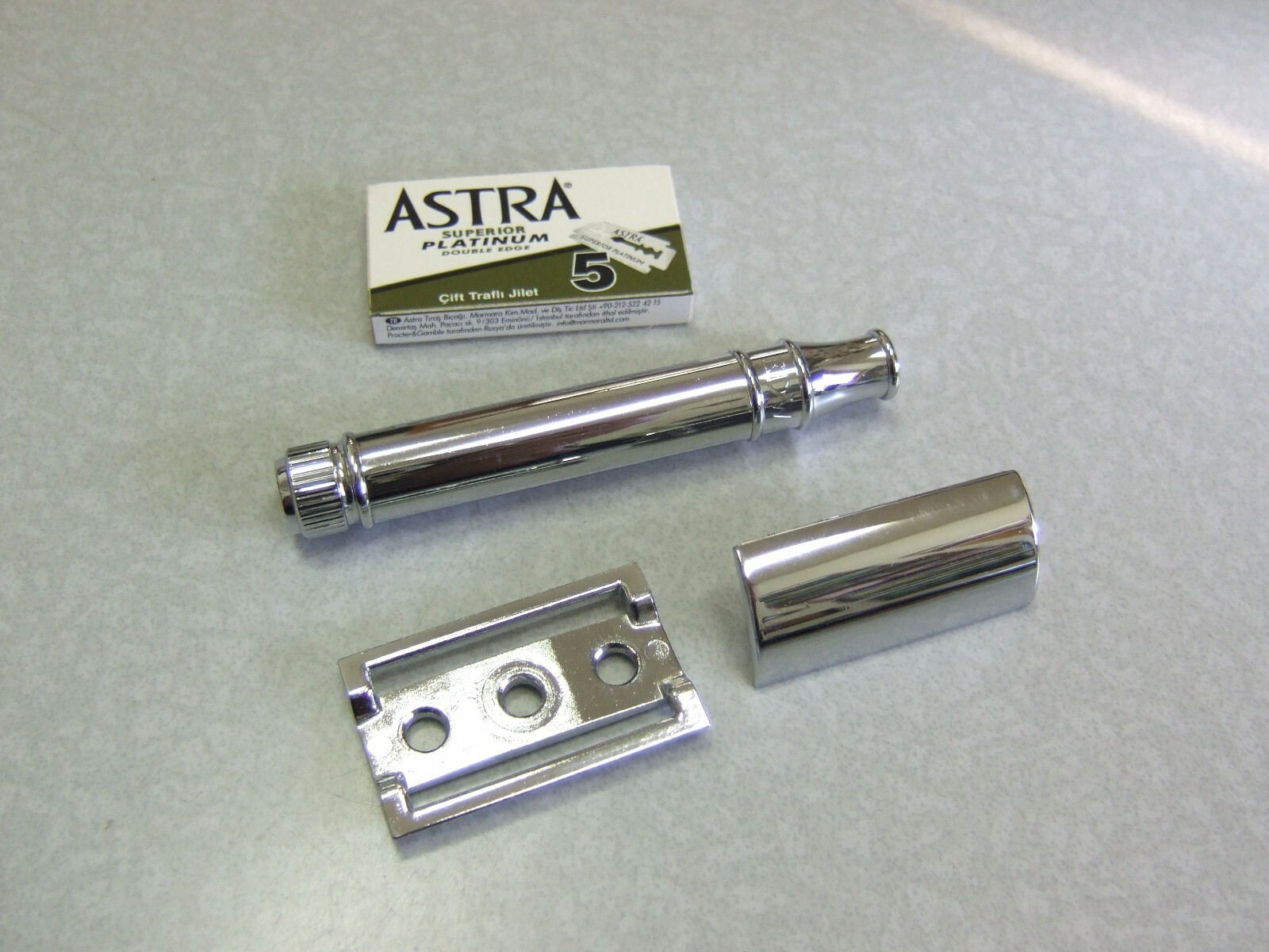 EDWIN JAGGER Double Edge Safety Razor - Sheffield England NICE CLEAN