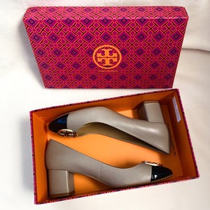 tory burch chelsea pump navy