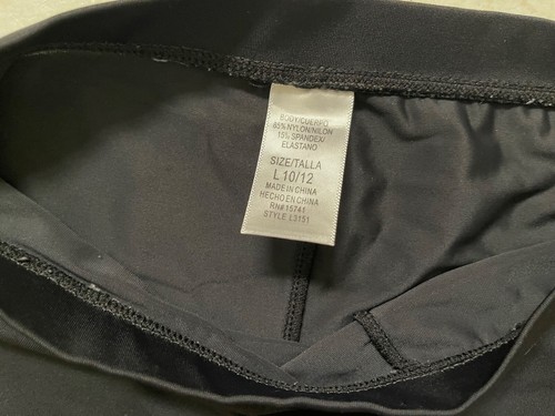 $17 No Brand available girl's black stretch biker short size L (10-12) - Picture 2 of 3