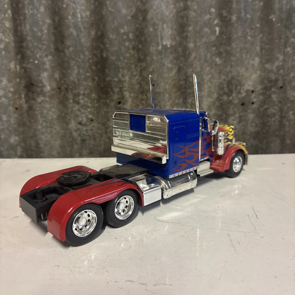 Jada Toys Transformers 1/24 Scale 30446 Western Star Optimus Prime Vehicle — 第 3/4 张图片