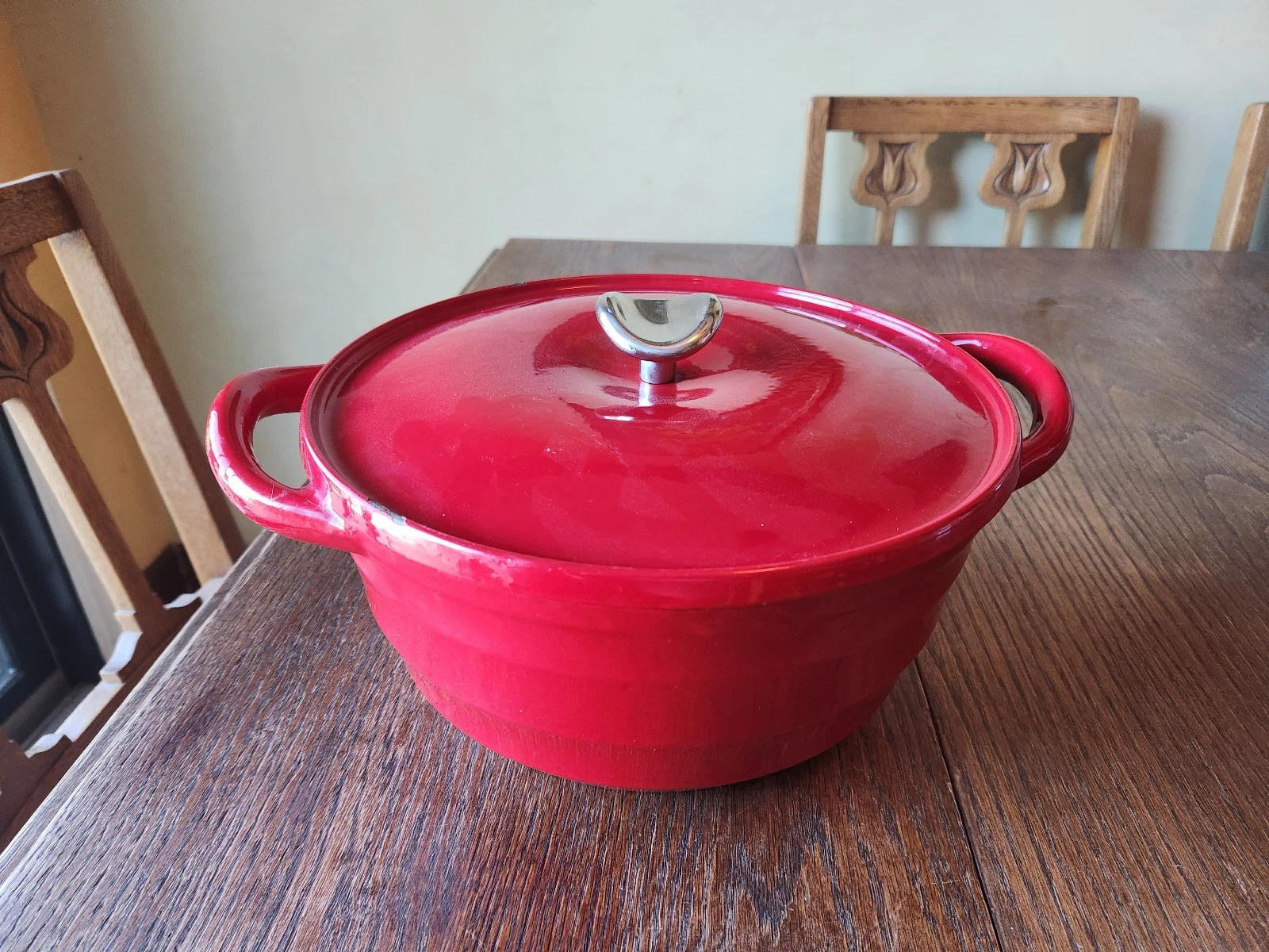 Mikasa Enameled Red Cast Iron Dutch Oven 5.5 Qts 5.2 Liters