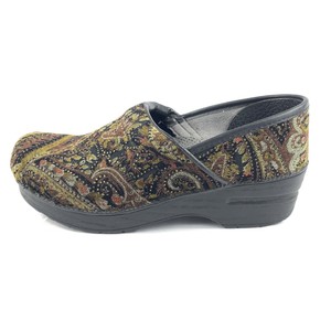 vegan professional clogs