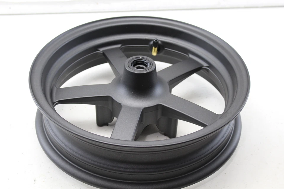 Llanta delantera Honda Grom 2022-2024 - *como nueva* Foto 3 de 4