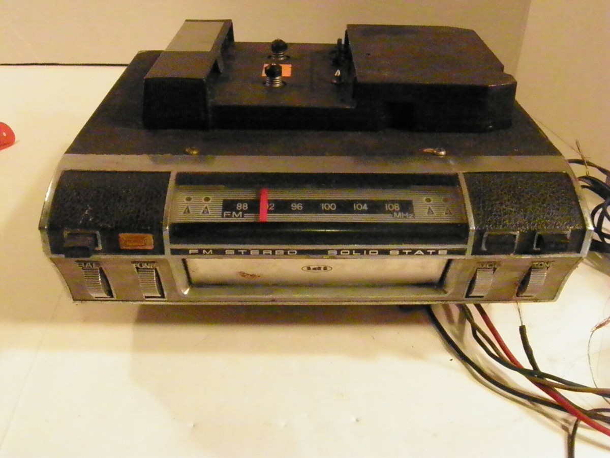 vintage under dash car stereo 8 track player INLAND w/Kraco