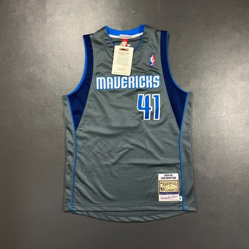 100% Authentic Dirk Nowitzki Mitchell Ness 03 04 Mavericks Jersey Size 40 M Mens