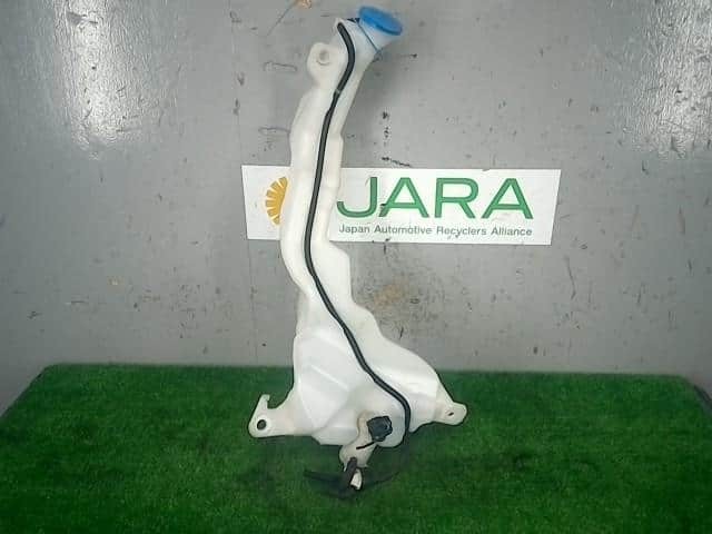 HONDA N BOX 2016 DBA-JF2 Windshield Washer Tank 76841TY0013 [Used] [PA83610785]