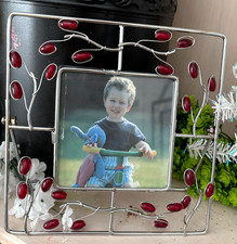 NEW Vtg 7" SQ Silver Wired RED BEADED Picture FRAME For 4X6 PHOTO Easel Metal A