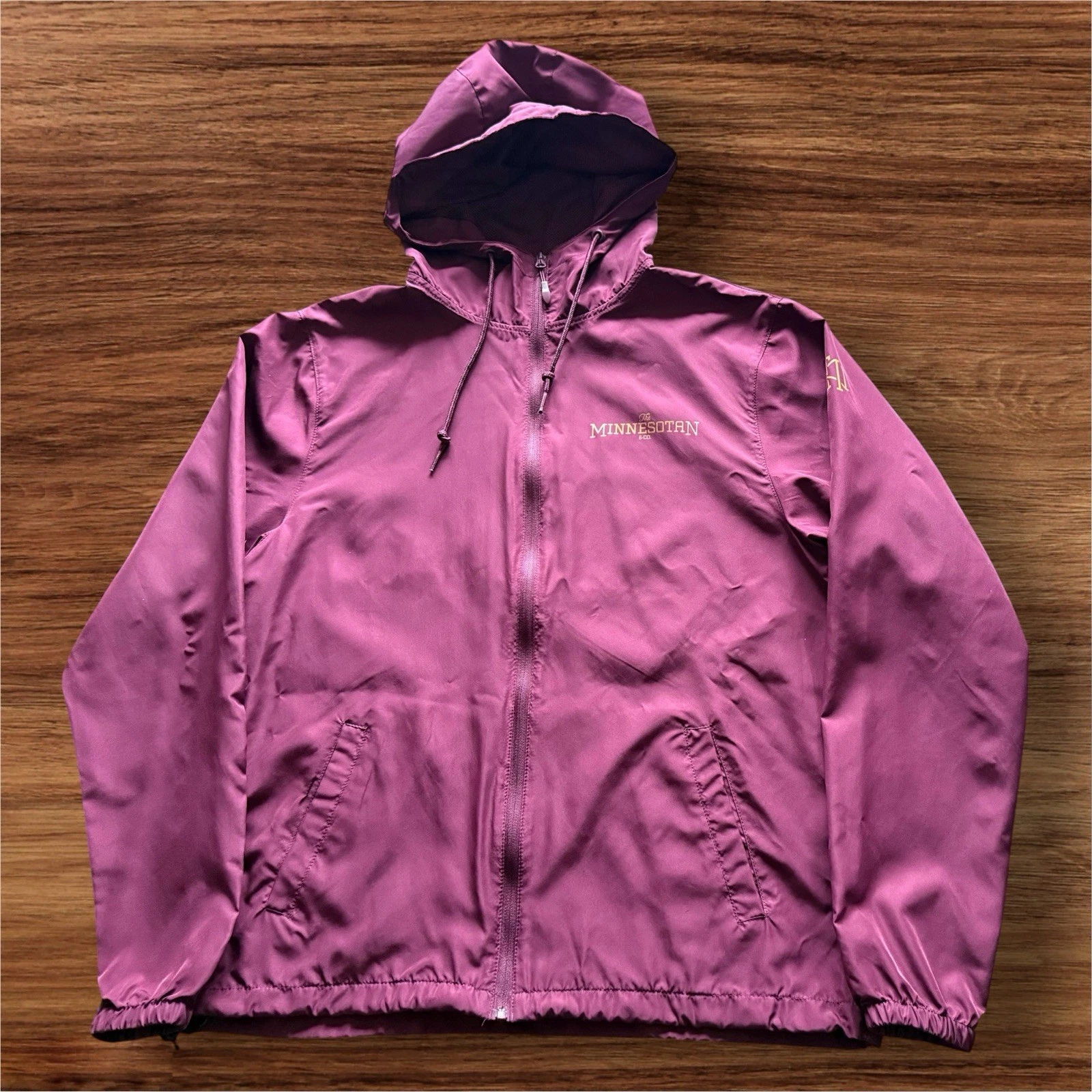 The Minnesotan & Co Windbreaker Jacket M Maroon Hooded Lightweight MN Gophers