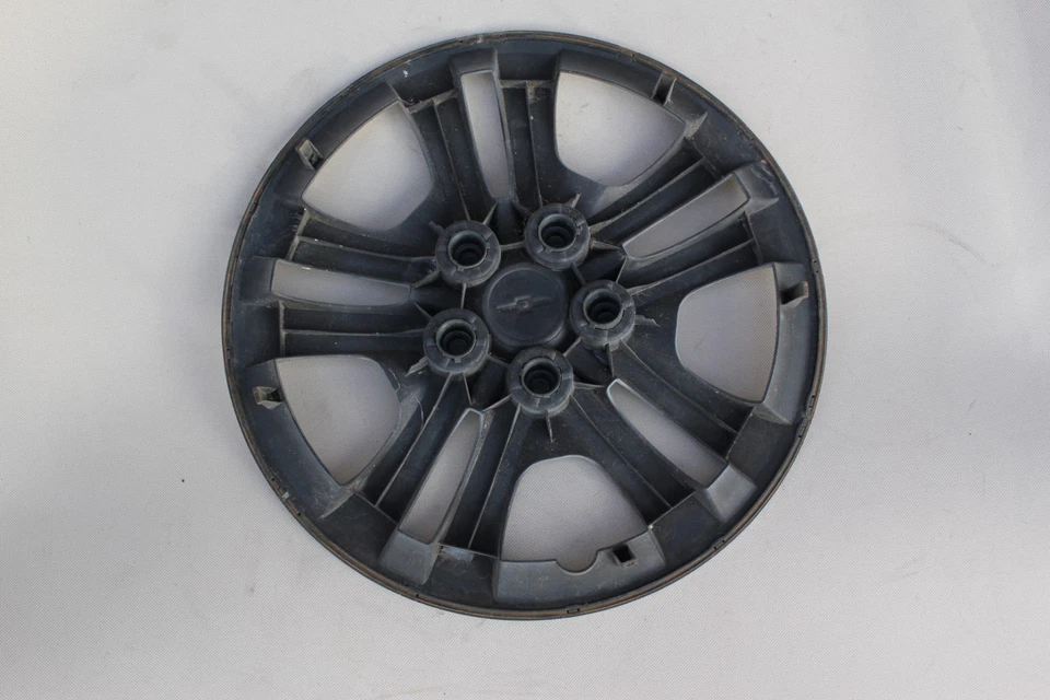 Tampa do cubo da tampa da roda 2017-2018 Chevrolet Sonic 15” 8054 P/N 94538398 - Imagem 2 de 2