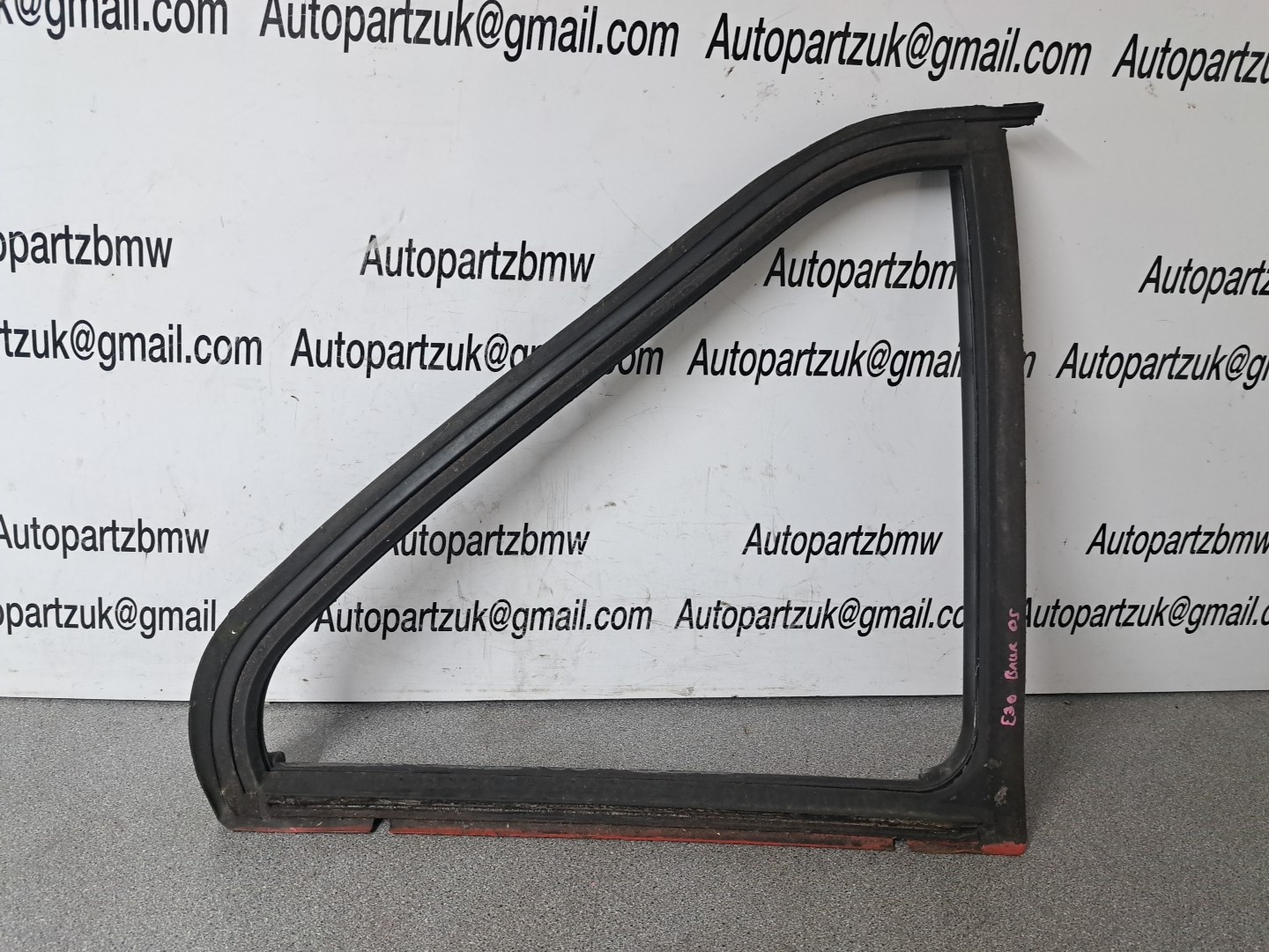 1984 BMW E30 3 Series Baur 2 Dr Rear Driver OSR Window Seal Trim Oem #9g3