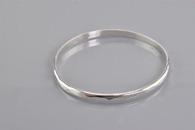 Sterlingsilber 4,5 mm massiv gehämmert strukturiert vorsteckbar Armreif Armband 12 g 7,5''