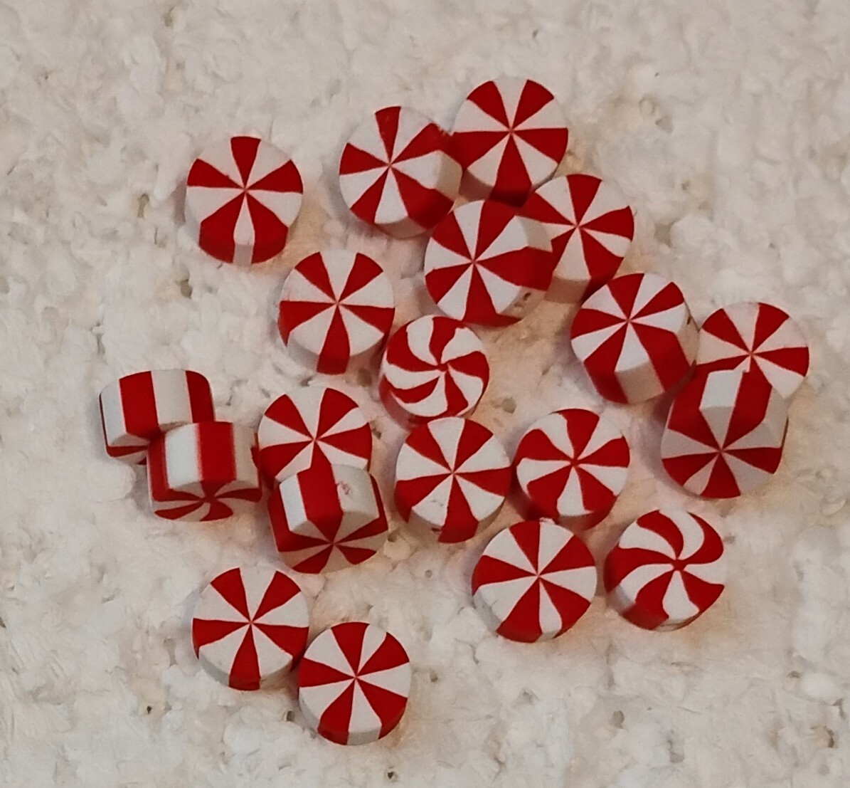 20 Pcs Red Peppermint Christmas Candy Polymer Clay Beads for DIY Crafts