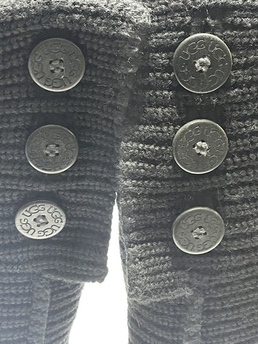 Ugg Women's Classic Cardy 3 Button Winter Boots w/Fleece Sz 6 Black - Picture 8 of 11