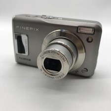 Fujifilm Fuji finepix F31FD digital camera