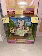 Sylvanian Families Calico Critters Cherice Floral Cat Mother’s Bicycle Ride