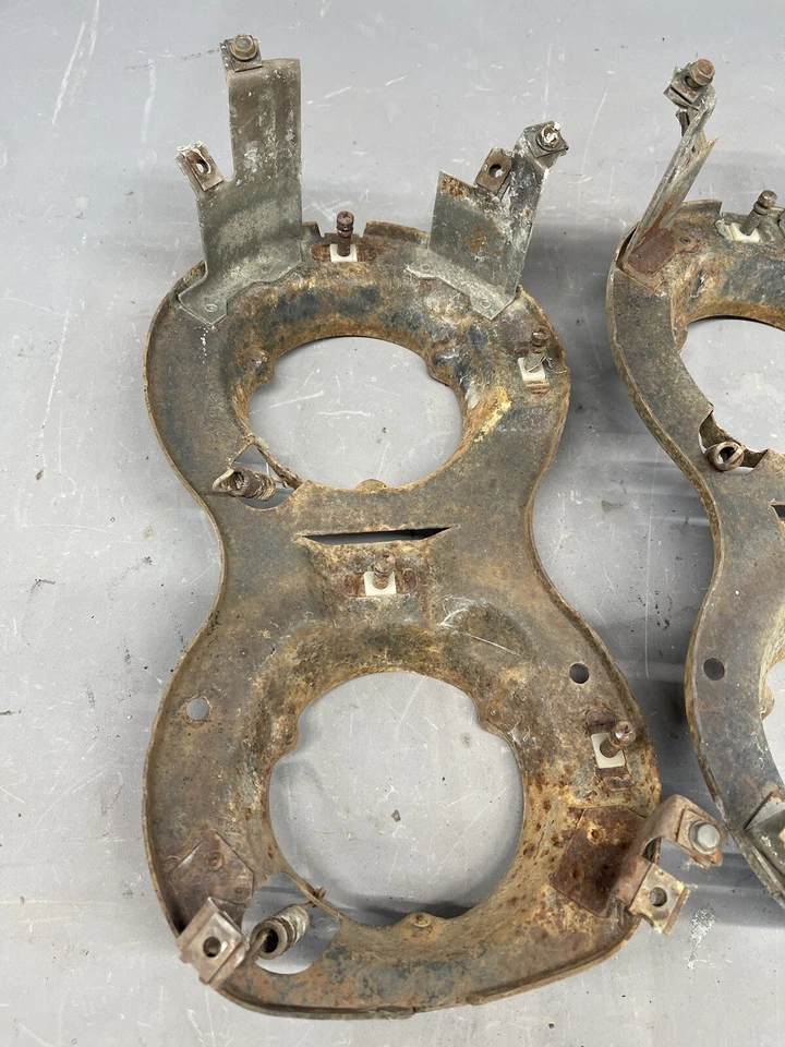 Ford Galaxie 1967 soporte montaje faros soportes cucharones montaje equipo original Foto 3 de 4