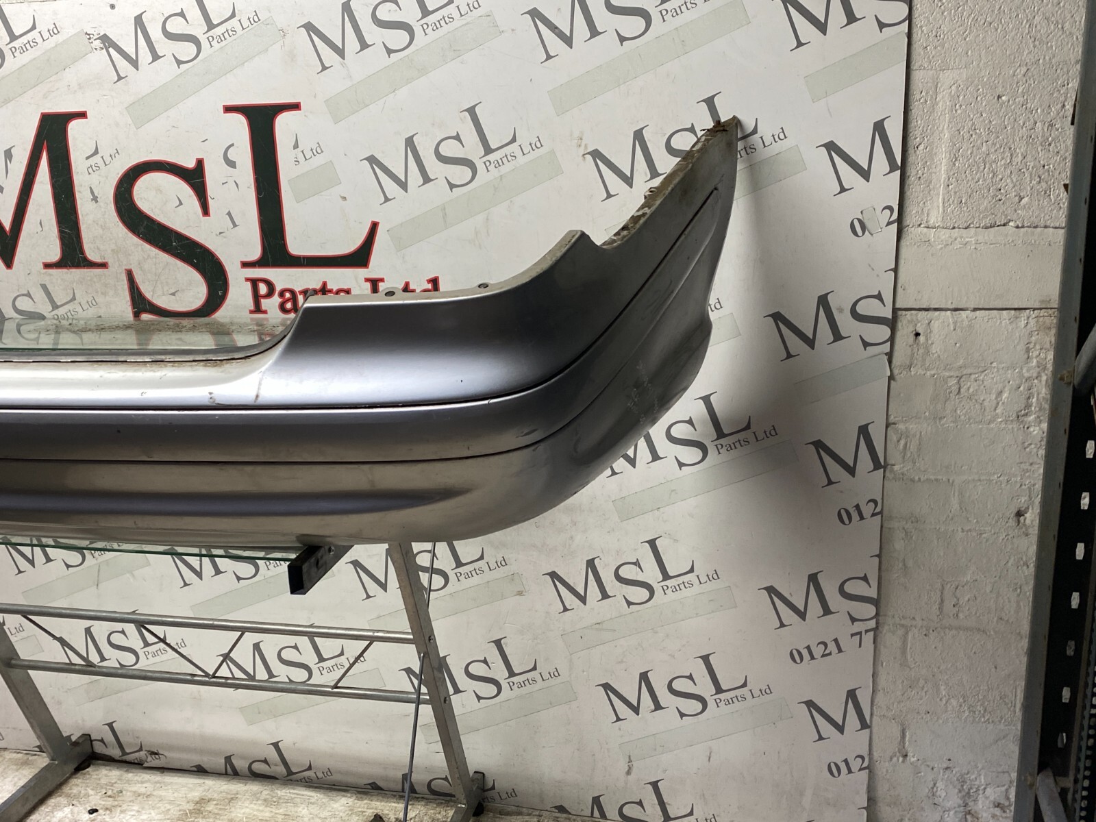 AS) MERCEDES BENZ W208 CLK 55 AMG REAR BUMPER A2088850425 SILVER 