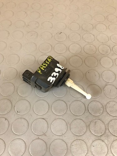 VOLKSWAGEN Passat SW 1.9 Anlasser Scheinwerfer Vorderer Linker 3B0941295A