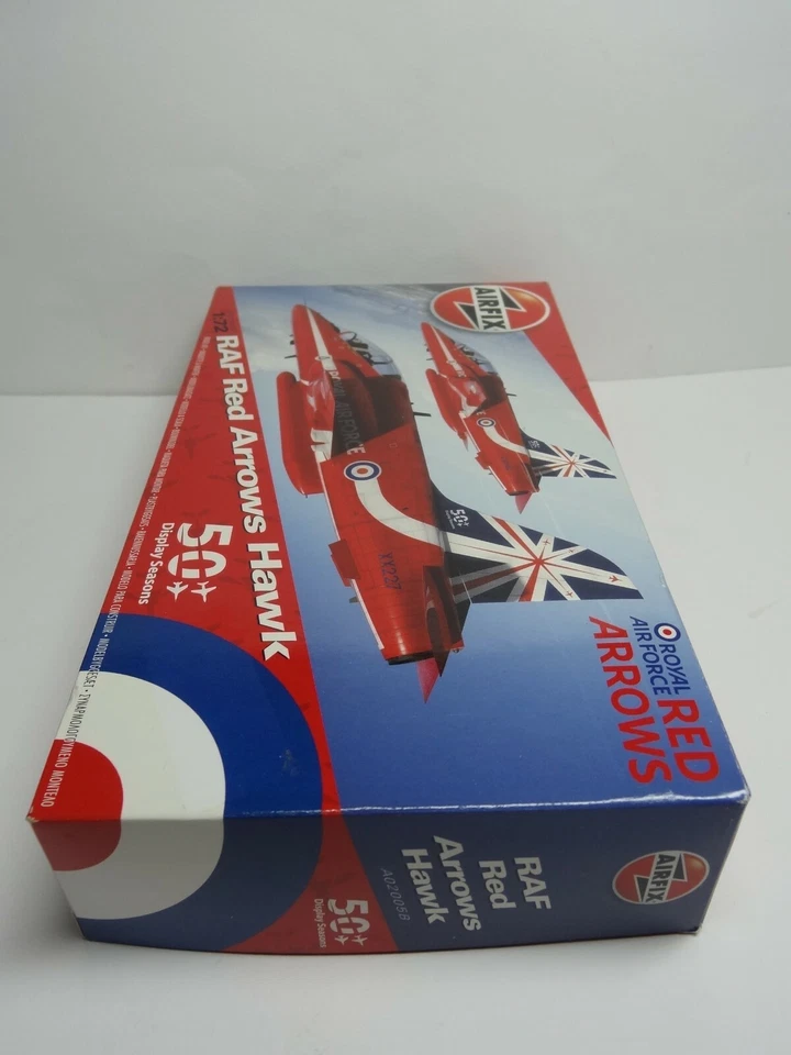 AIRFIX KIT SCALA 1/72 CODICE  A02005B  RAF RED ARROWS HAWK  50°  DISPLAY SEASONS - Immagine 3 di 4