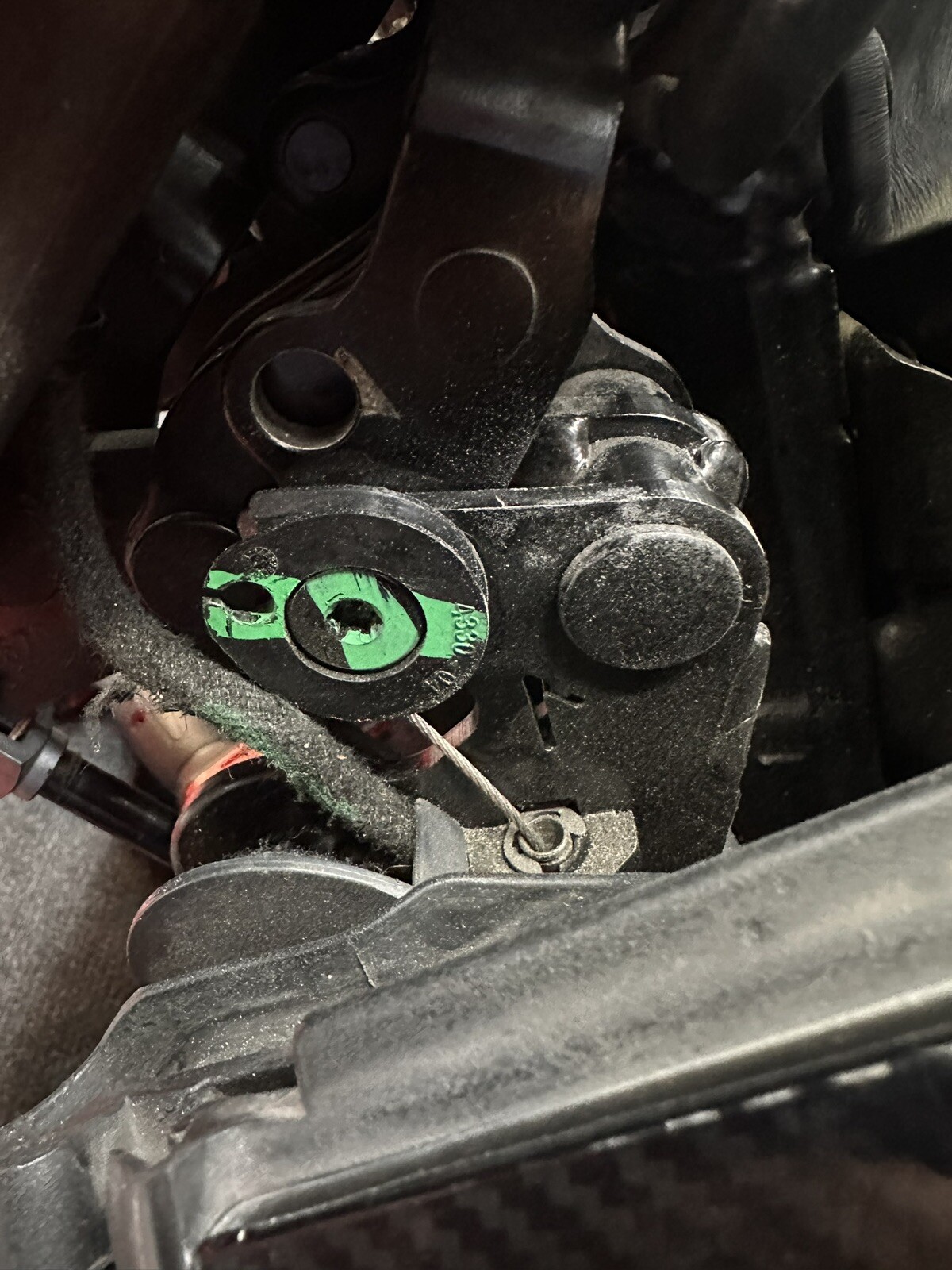 Ferrari 458 Spider Flap String Mechanism