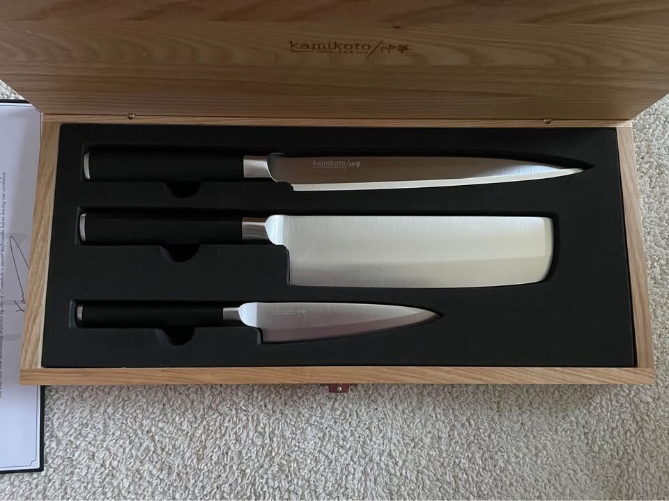 Kamikoto Kanpeki 3pc Knife Set w/COA - New In Box.