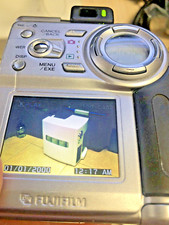 Fujifilm FinePix 4700 Zoom Digital Point  Shoot Camera Powers On