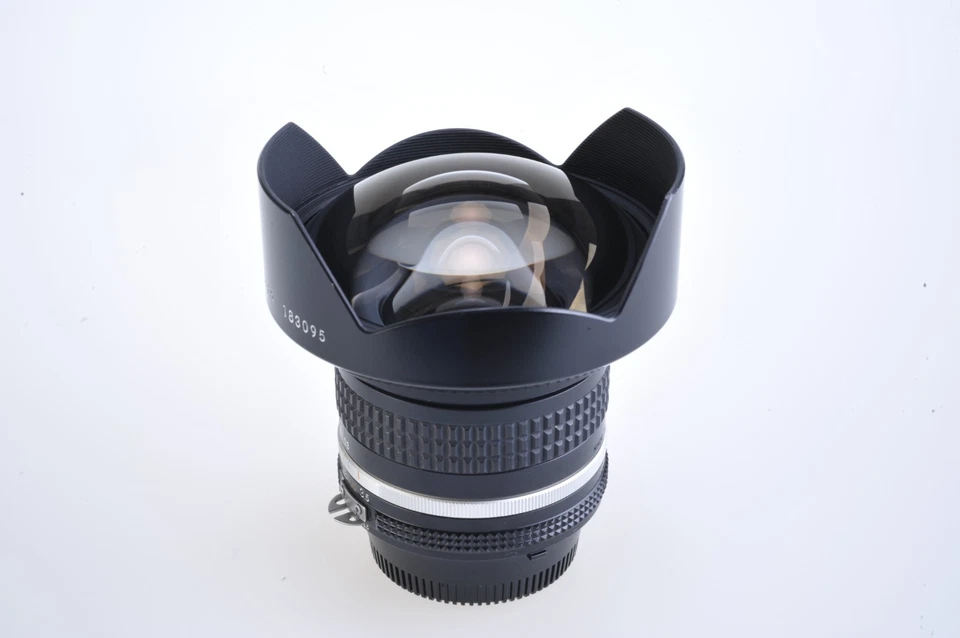 Nikon Nikkor 15mm f3,5 Ultra Wide Angle AIS *Excelente - Imagen 4 de 4
